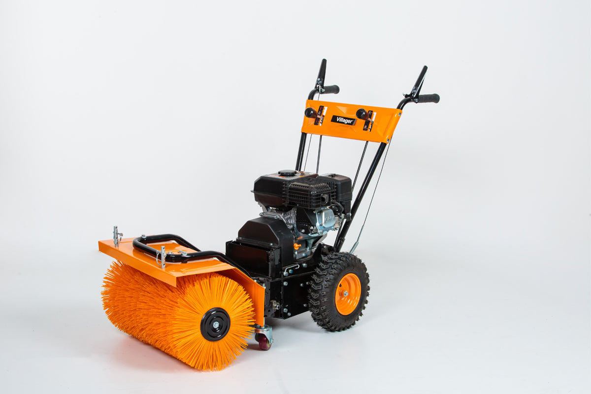 VSS 60 – Benzin-Kehrmaschine mit 60 cm Arbeitsbreite, 4,1 kW Motor & 5+2 Gängen – VI-46441