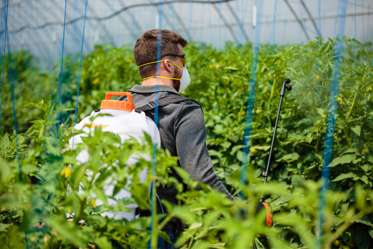 VBS 16 LI Akku-Rückenspritze – 16 l Akku-Drucksprüher mit 12 V / 8 Ah & Teleskoplanze – VI-051572 - VI-051572