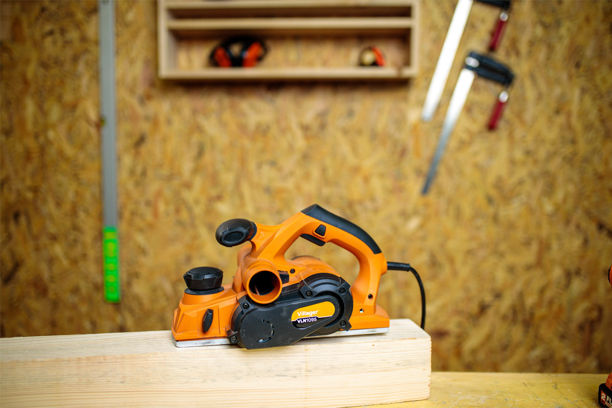 VLN 1095 Elektrohobel – 1000 W Power für präzise Holzarbeiten - VI-55690