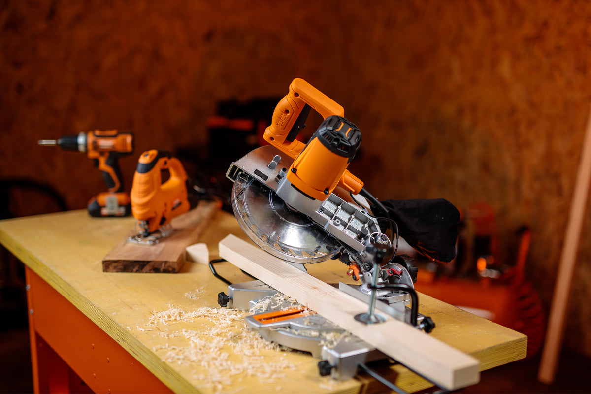 VMS 1100-210 Gehrungssäge – Präzision und Leistung für Holz, Kunststoff und Metall - VI-62797