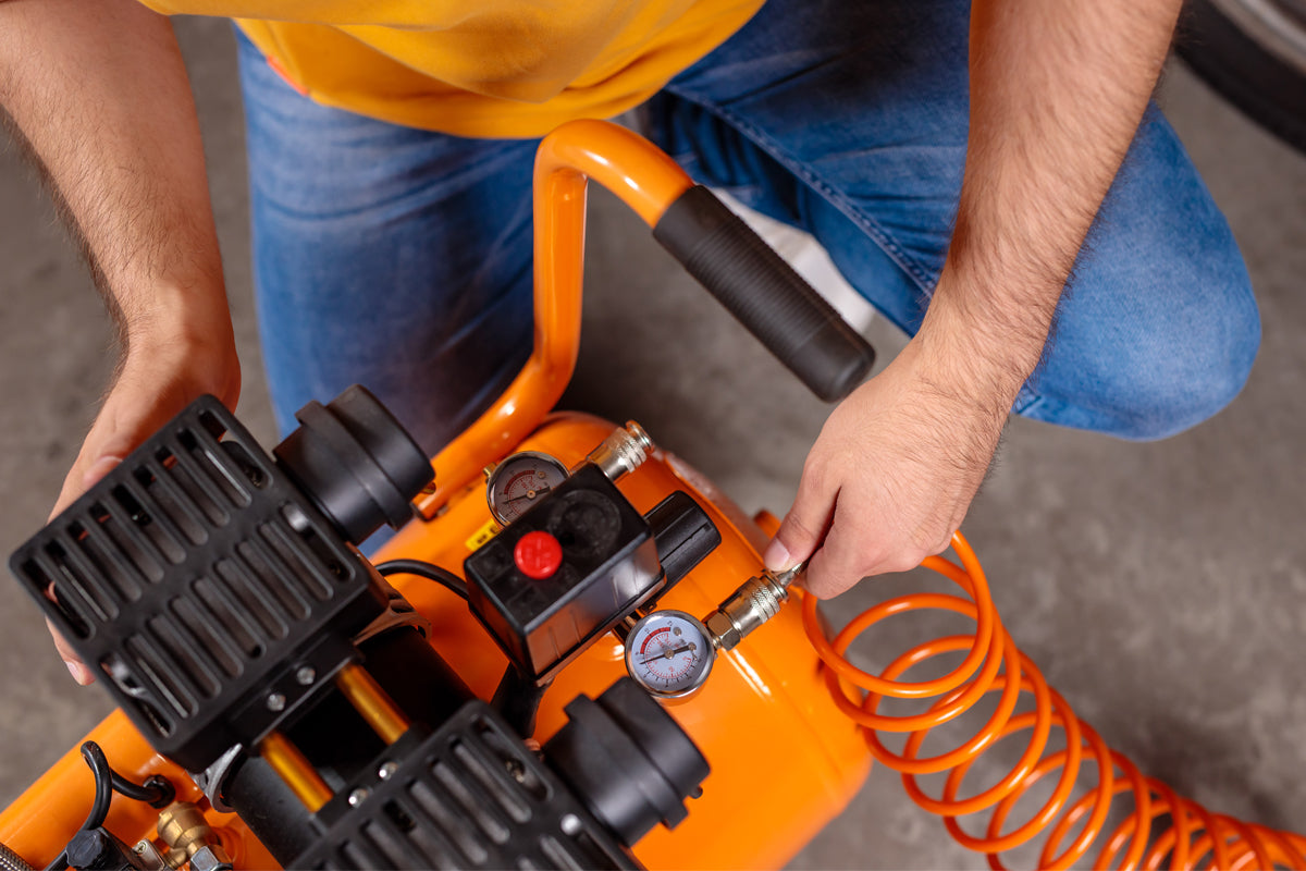 SILENT FORCE VAT 528/50 – Leiser Kompressor, 528 l/min, 50 l Tank, 3000 W, ölfrei - VI-067194