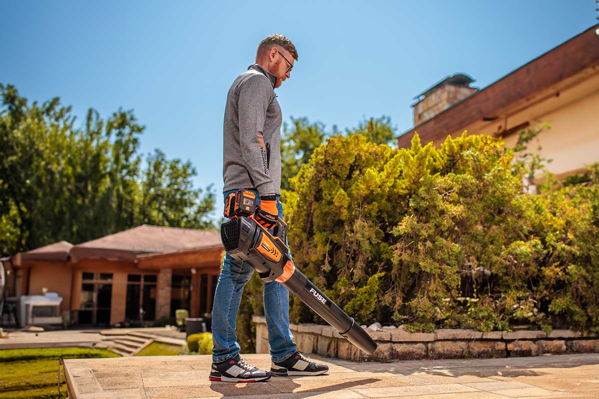 VBV 2440 Akku-Laubbläser – kraftvoll, leise & mit Turbo-Funktion für maximale Effizienz - VI-81343