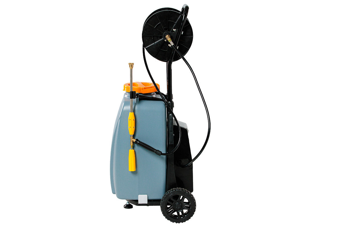 BS 40 Akku-Drucksprüher – 40 L Tank, 6 bar Druck, 30 m Schlauch, 10 m Reichweite - VI-082503