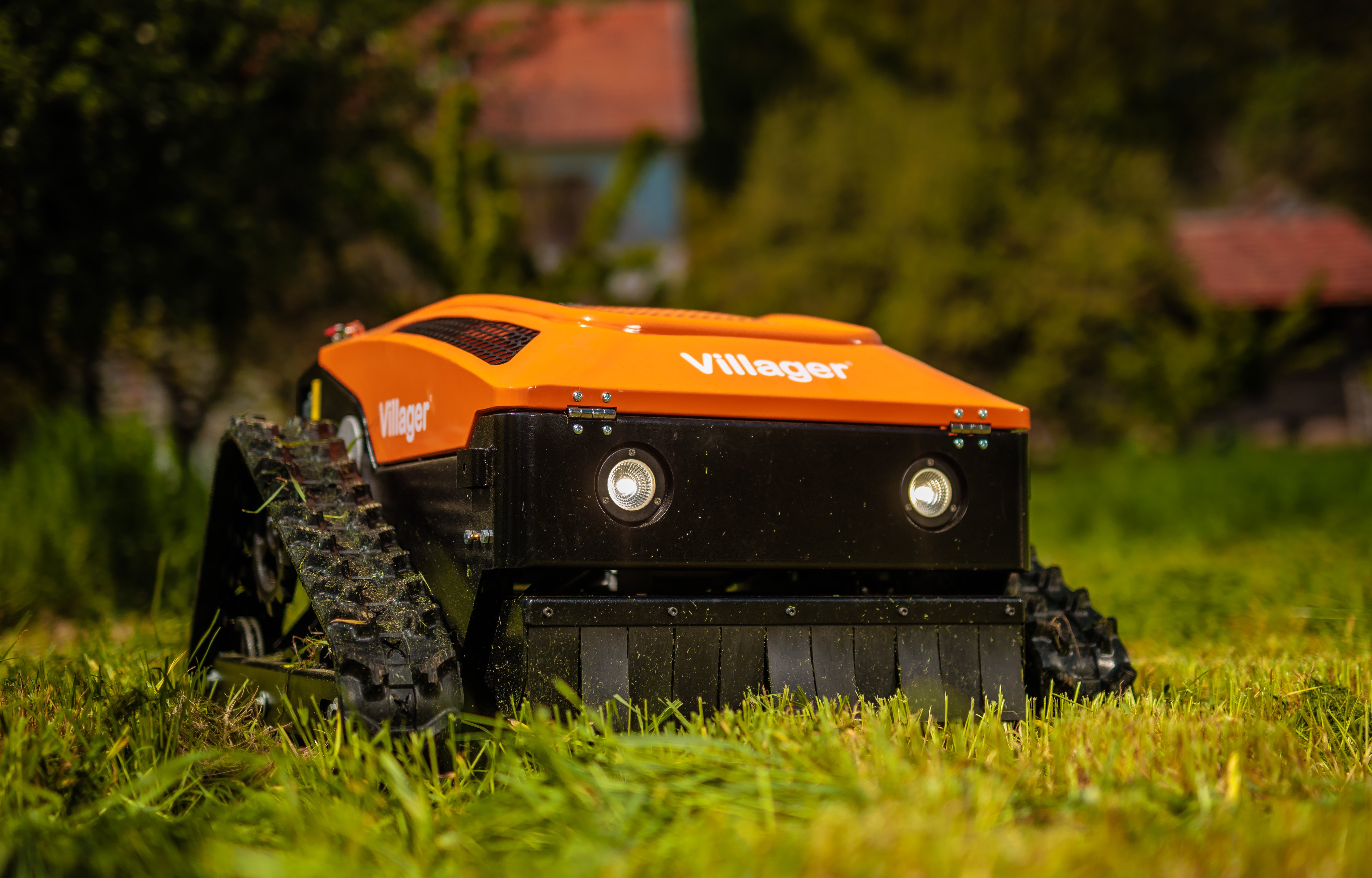 Villager RC 53 Ferngesteuerte Mähraupe, E-Start Funk-Raupenmäher – ferngesteuerter Hybrid-Mäher für Hänge und Problemflächen ca. 3000m2 - VI-089542