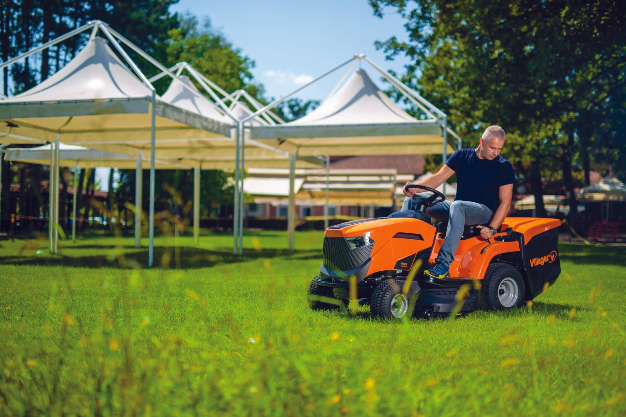 VT 1005 HD – Rasentraktor mit 98 cm Schnittbreite & Hydrostat-Antrieb, 7,9 kW Loncin-Motor - VI-056513