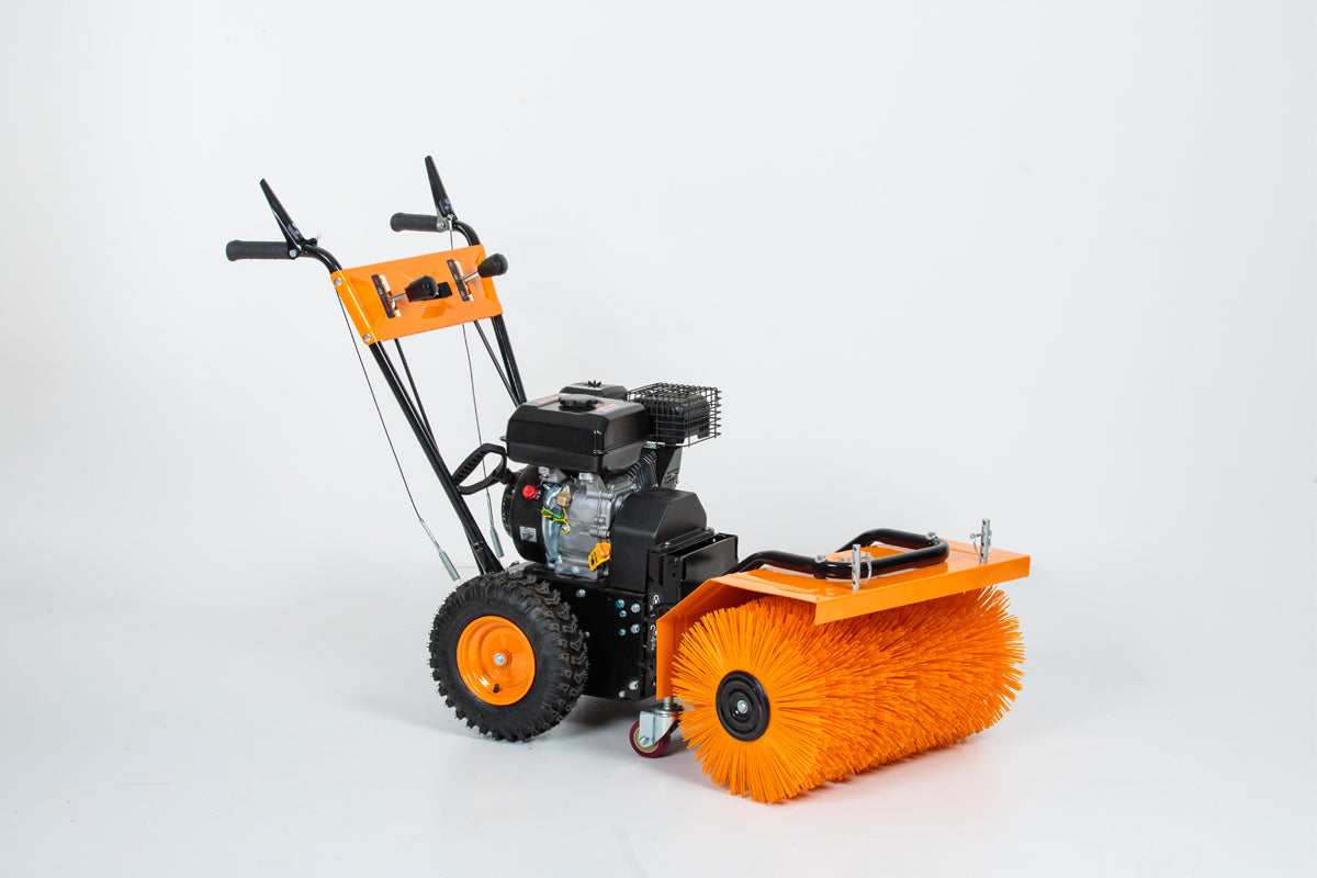 VSS 60 – Benzin-Kehrmaschine mit 60 cm Arbeitsbreite, 4,1 kW Motor & 5+2 Gängen – VI-46441