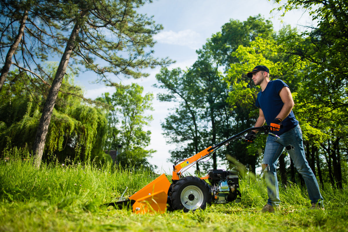 VFM 1000 Sensenmäher – 212 cm³, 1000 mm Schnittbreite, Profi-Messer – VI-53419