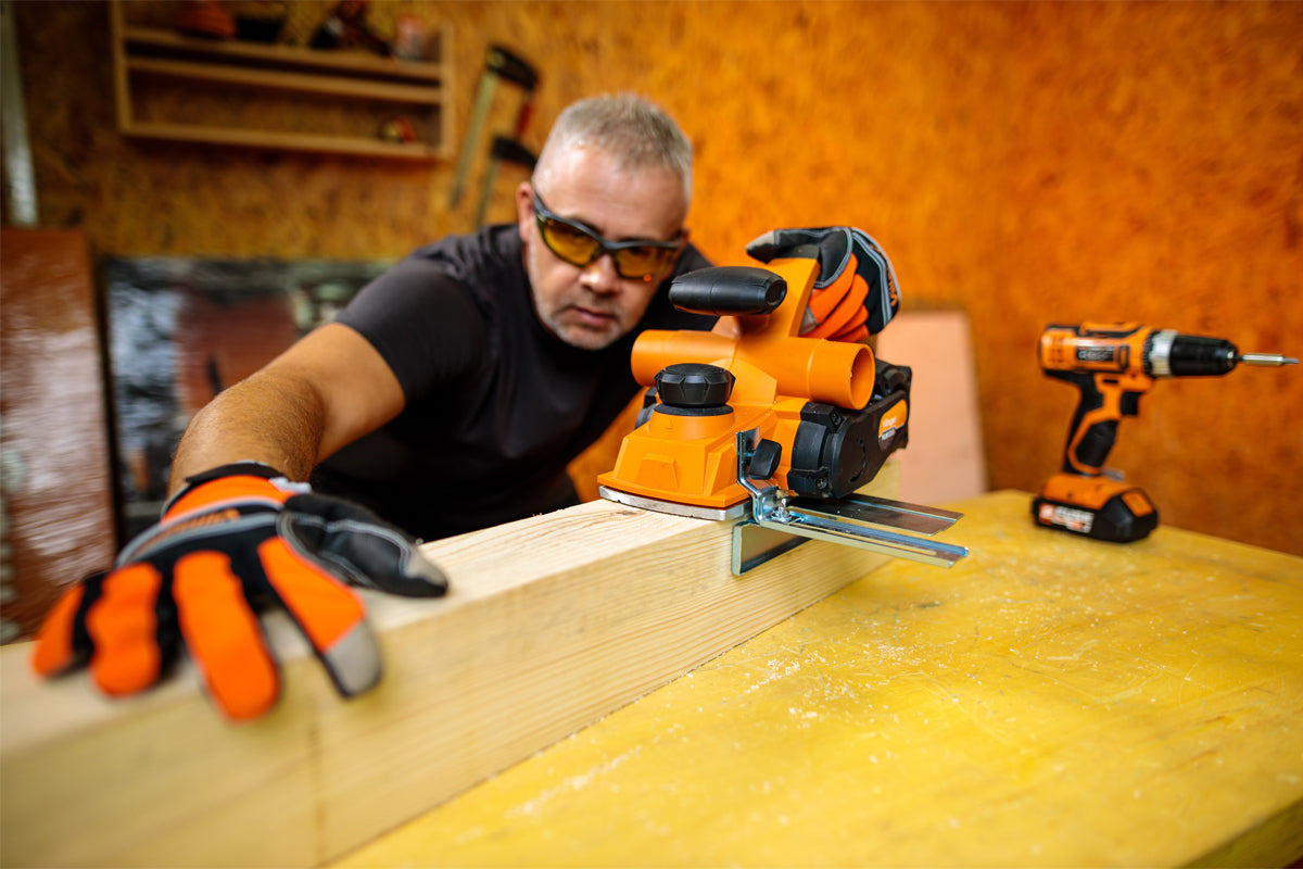 VLN 1095 Elektrohobel – 1000 W Power für präzise Holzarbeiten - VI-55690