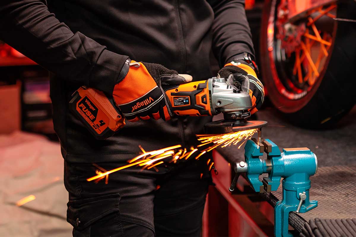 FUSE VLP 4520 Akku-Winkelschleifer (18V) – Premium mit bürstenlosem Motor (125 mm) - VI-58976