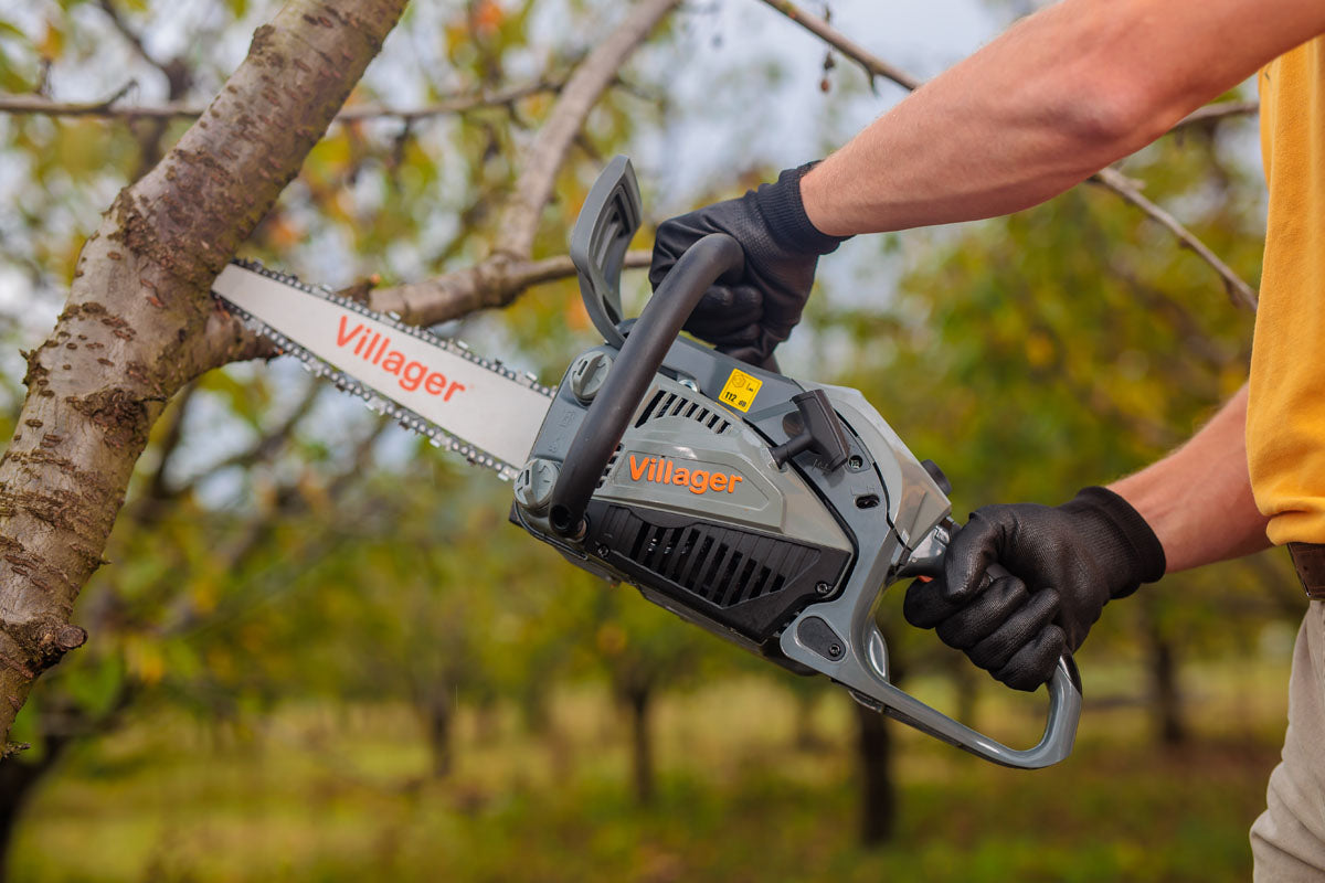 VGS 3011 PE Benzin-Kettensäge – kompakt, carvingtauglich, 1,0 kW Leistung, nur 3,4 kg - VI-60096