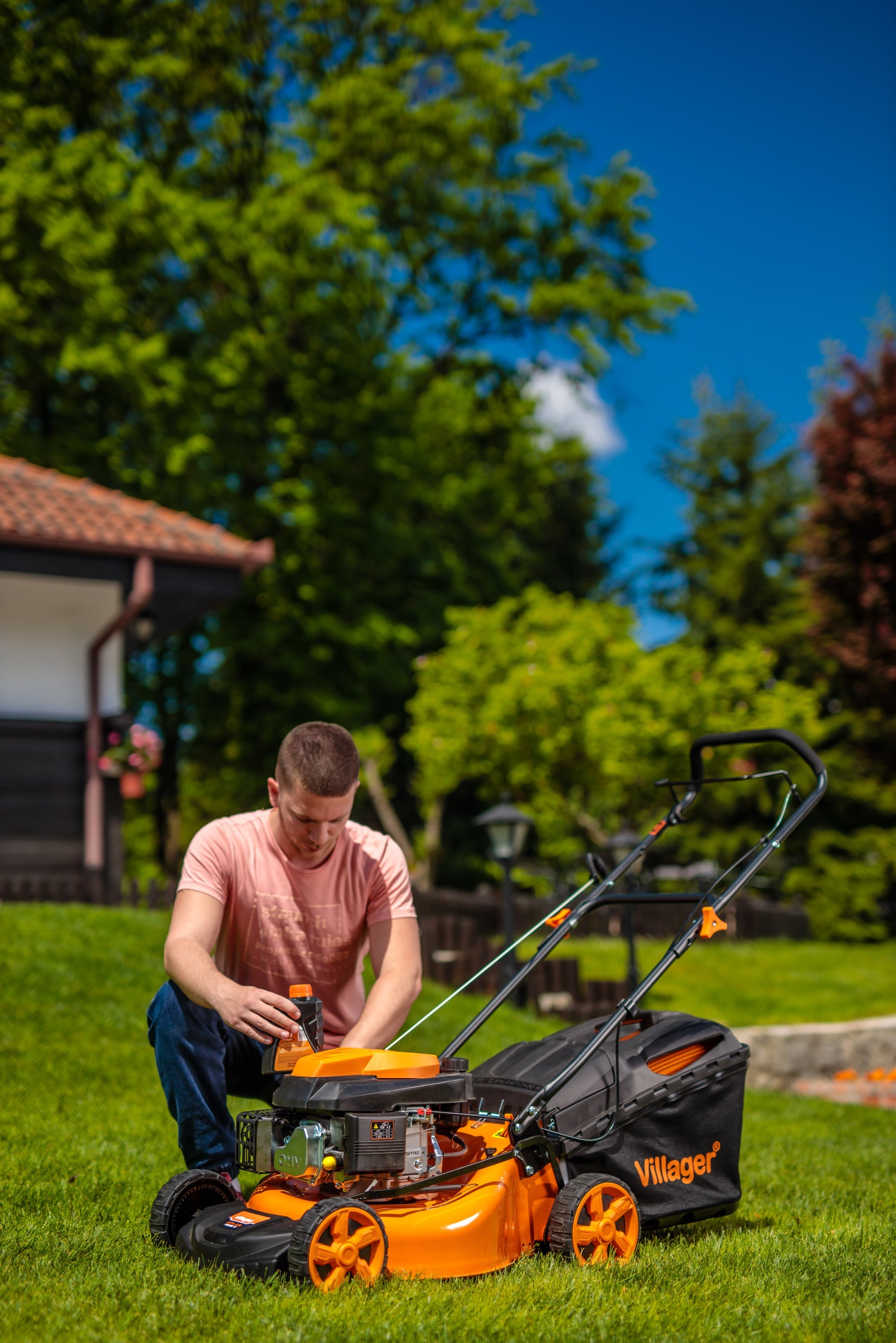 ATLAS 4011 T Benzin-Rasenmäher – 146 cm³ OHV-Motor, 46 cm Schnittbreite, 4-in-1 Funktion, 1100 m² - VI-060169