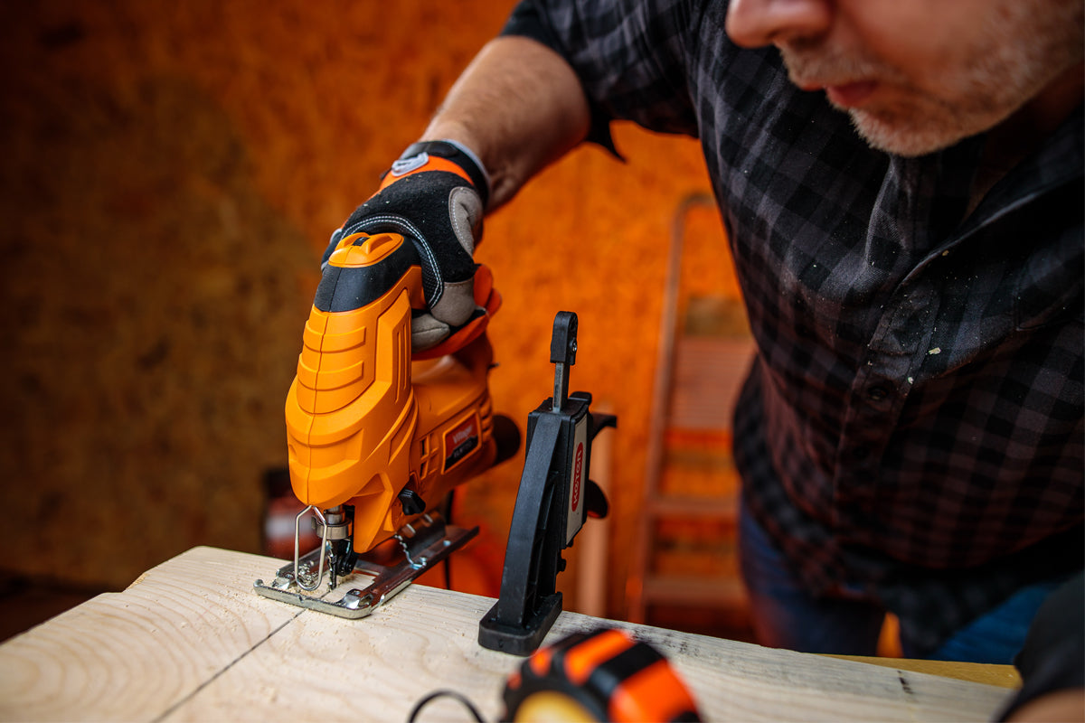 VLN 1155 Stichsäge – 550 W Leistung, 65 mm Schnitttiefe, mit Absauganschluss & Schnellwechselsystem - VI-60192