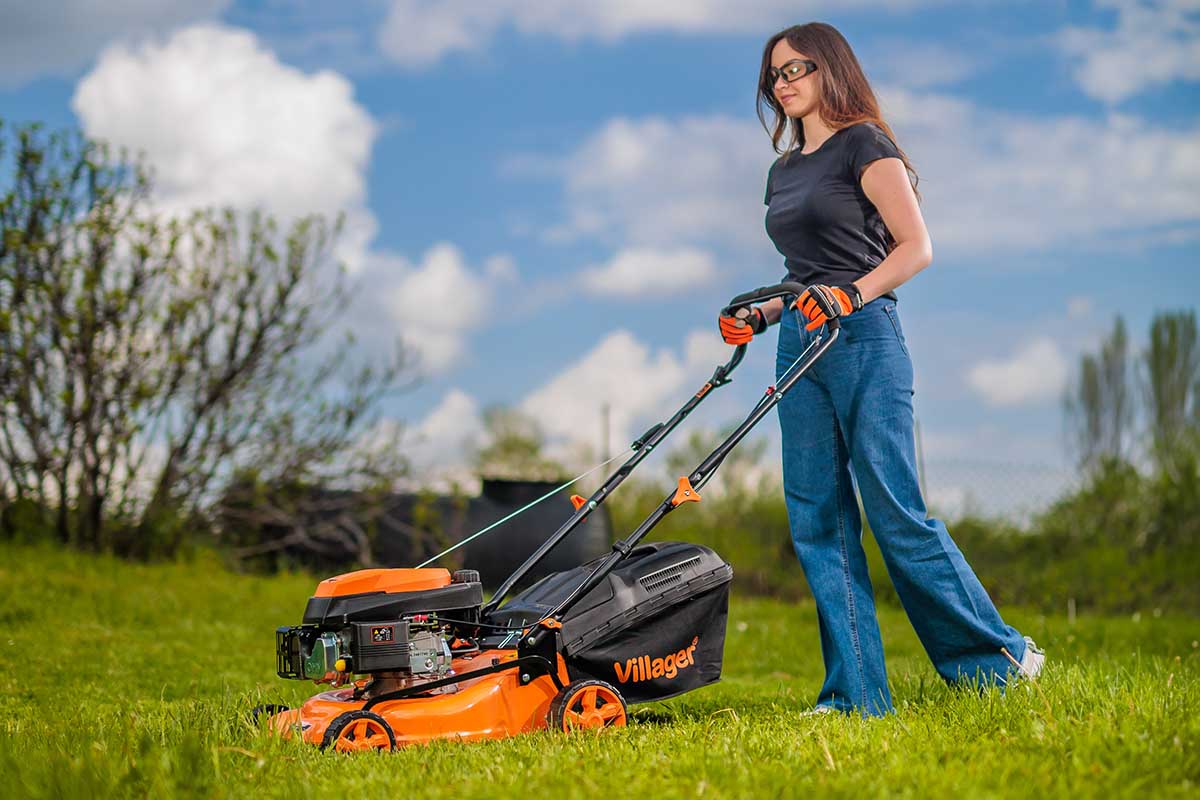 Atlas 3010 T Benzin-Rasenmäher – kraftvoll, robust & ideal für bis zu 800 m² Rasenfläche - VI-60218